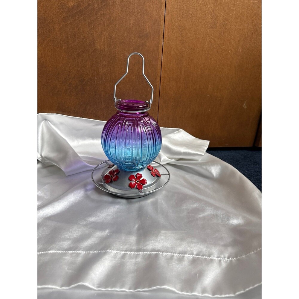 Hummingbird feeder